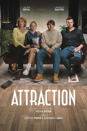  Attraction - Saison 1 affiche 