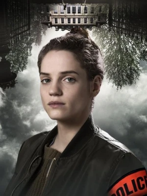  A L'intérieur - Saison 1 affiche 